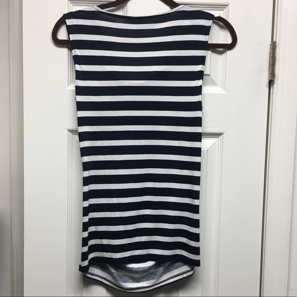 Ann Taylor Shell - Picture 2 of 2